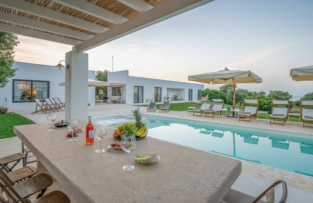Villa in Carovigno mit 5 Schlafzimmern 10 Schlafplätzen