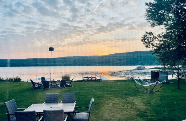 The Garrison on the Lake