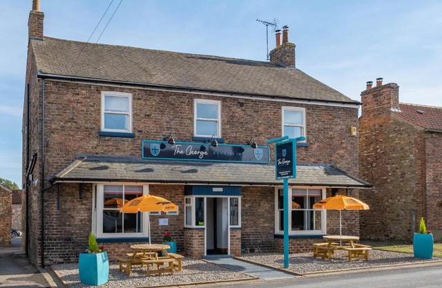 The George Country Inn, Wath
