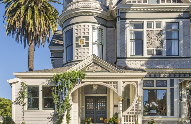 The George Luxury Boutique Inn