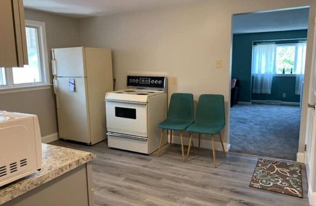 The Gianna One Bedroom UPPER, close to Falls & Casino!