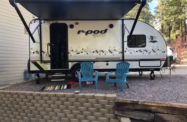 The Glamping Rpod in the Pines - Pet Friendly!