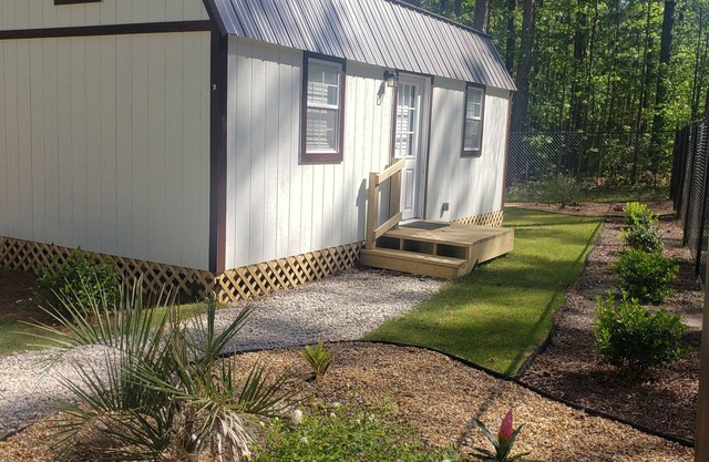 The Godfather Tiny House. 15 minutes from Auburn University, Bucee's & Walmart