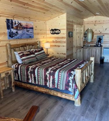 The Gold Mine Hotel Cabins