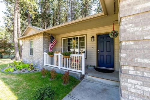 The Good Times Getaway Family Fun House in CDA