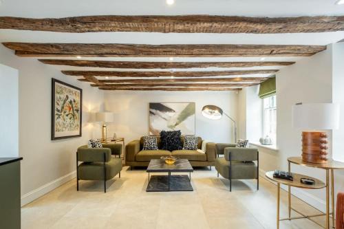 The Granary - Elegant Countryside Retreat