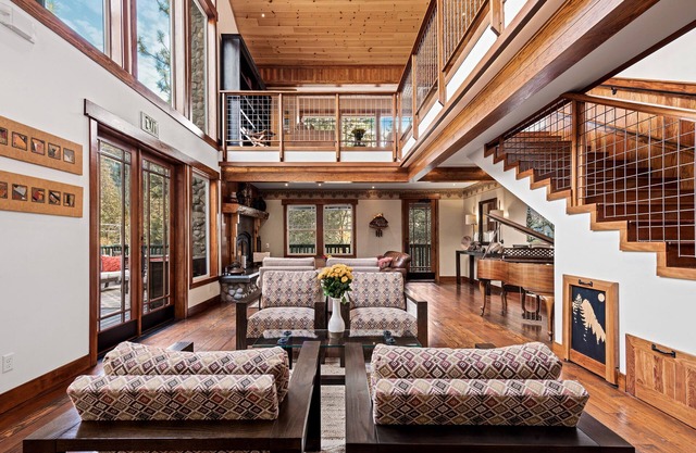 The Grand Idyllwild Lodge