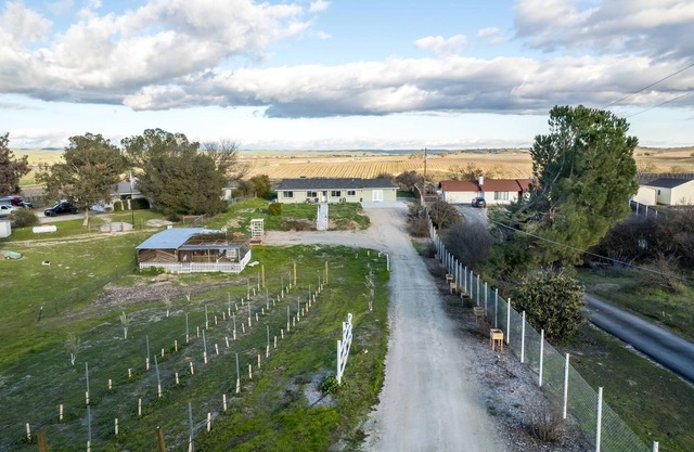 The Grape Escape Farmhouse