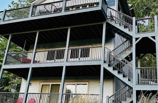 Norris Lake Escape-Boat, Fish, Swim & Relax with Private Dock