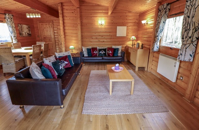 THE GREAT ESCAPE, pet friendly, with a garden in Louth