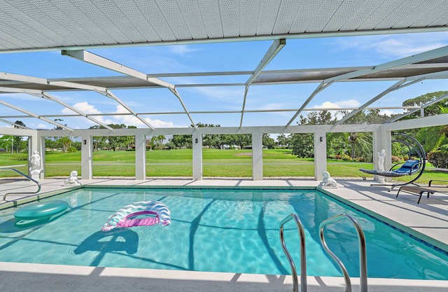 The Greenview- Private Villa