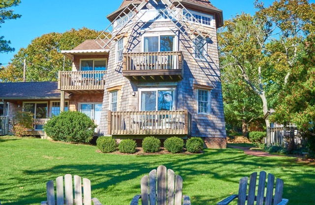 The Hampton Maid