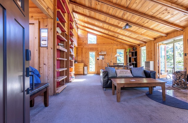 The Haven am Jenner - Very Private Sonoma Coast Cottage