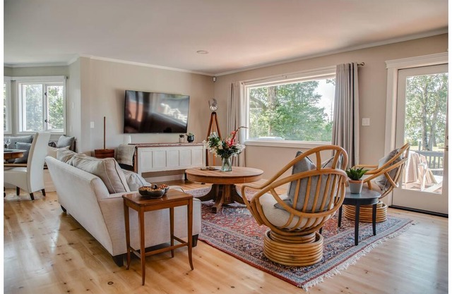 The Haven - Maple Bay's Premier Getaway