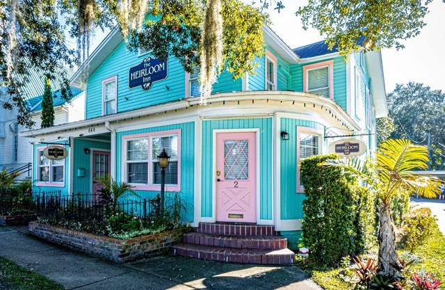 The Heirloom Inn