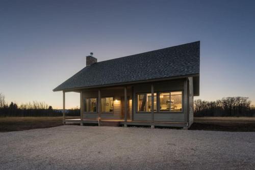 The Hideaway Cabin- Fast Track To Targhee