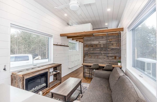 The Hideaway - Tiny House