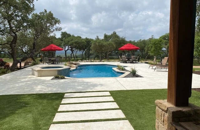 The Highland: House 1/Sleeps 16+/Many Amenities