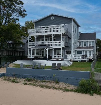 The Historic Oneida Lake House - Condo 1