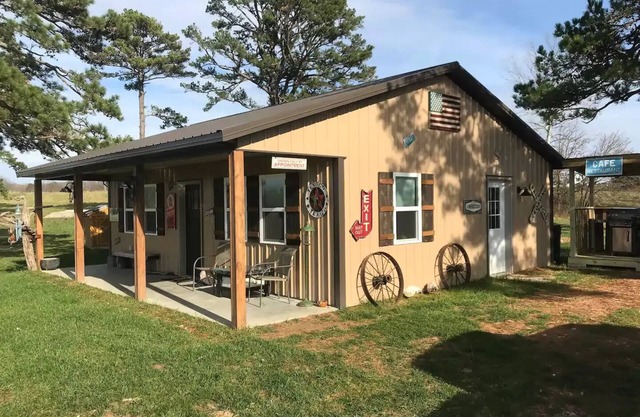The HOLD-Up Hide Away Pet Friendly