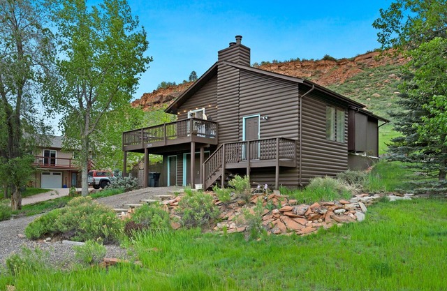 The Horsetooth Stoop | Biking, Boating & Sunsets