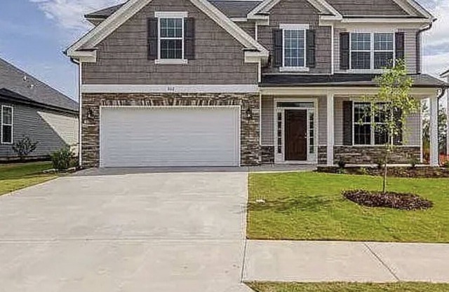 The Hot Tub Retreat- Spacious Charming Home in Canterbury Farms