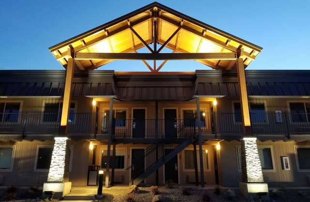 The Hotel Y
