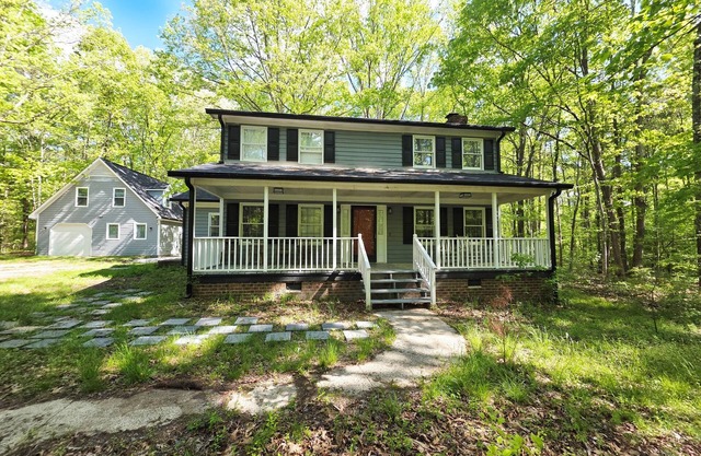 The House @ Pine Forest Hideaway - (12 min to UNC)