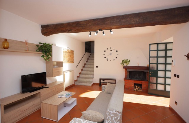 The House with the Porch- between Portofino and the 5 Terre