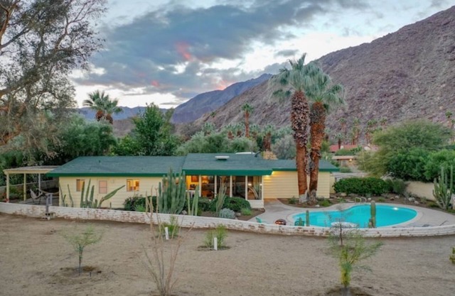 The Hummingbird Haven of Borrego Springs