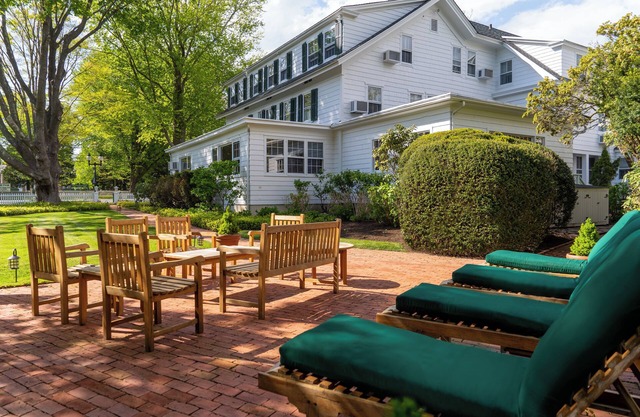 The Huntting Inn