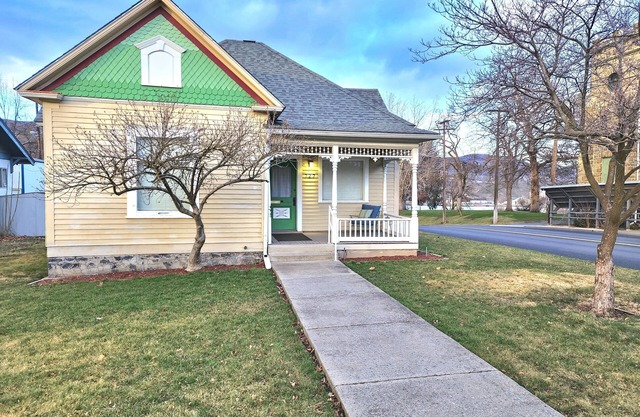 The ideal medical professionals stay near St. Joe's RMC & LCSC in Lewiston.