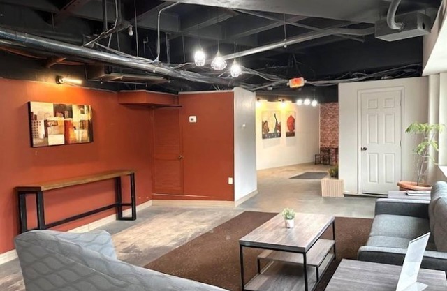 THE INN- PITTSBURGH