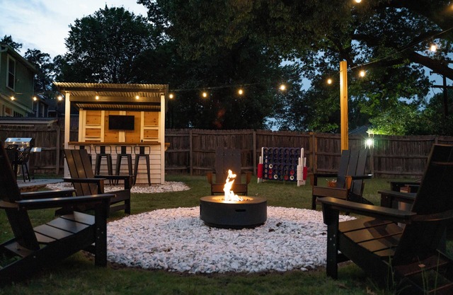 The Iris- 4 bed 3 bath- game room with a backyard setup