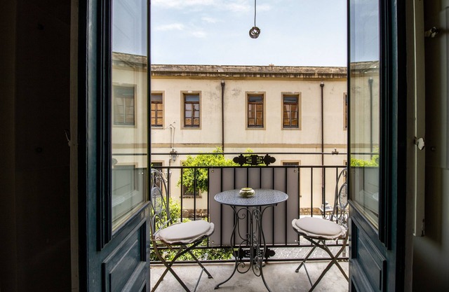 Palace Luxury Apartment