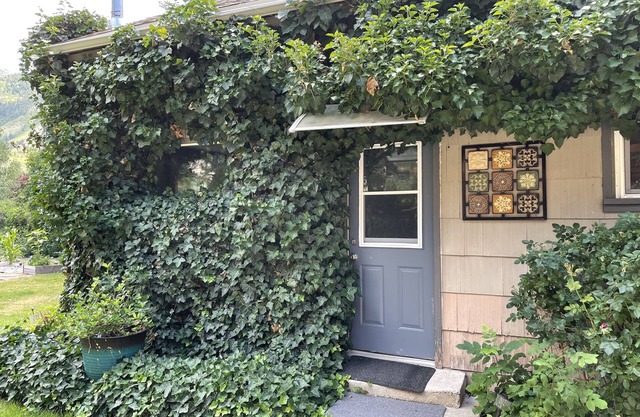 Die Ivy Cottage in Little Cottonwood, Sandy Utah