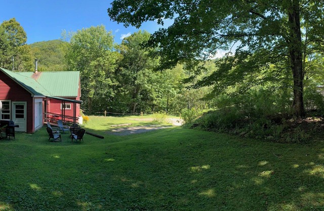 The Jelly Mill-A Peaceful River Retreat