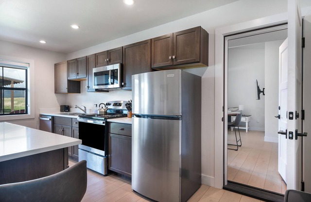 The Jewel View Cottages Units 1 & 2, 2BD2BA