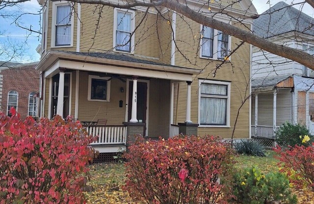The John Sydney House - Family and Pet Friendly Historic Home Downtown