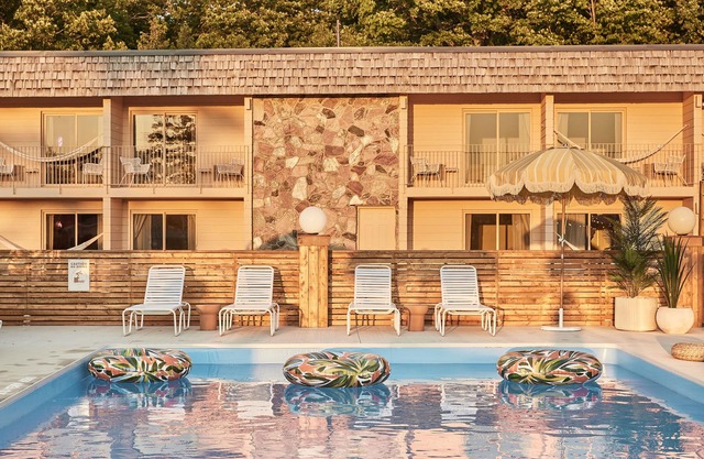 The June Motel Sauble Beach