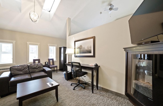The Kanata by BCMInns Blairmore