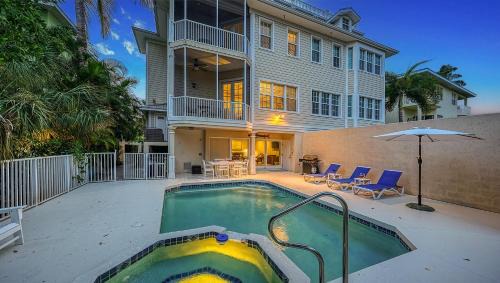 The Key Canal - 455