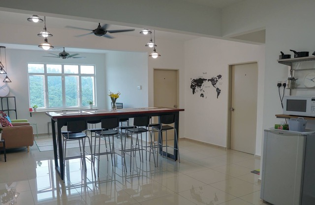 The Khailily's Guest