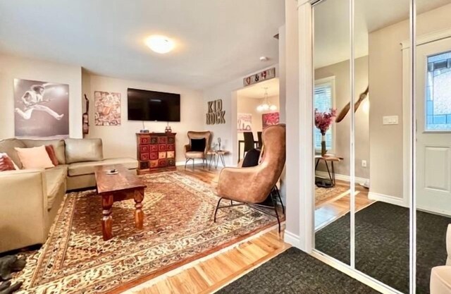**The Kid Rock* Bright, Spacious and Modern Home!