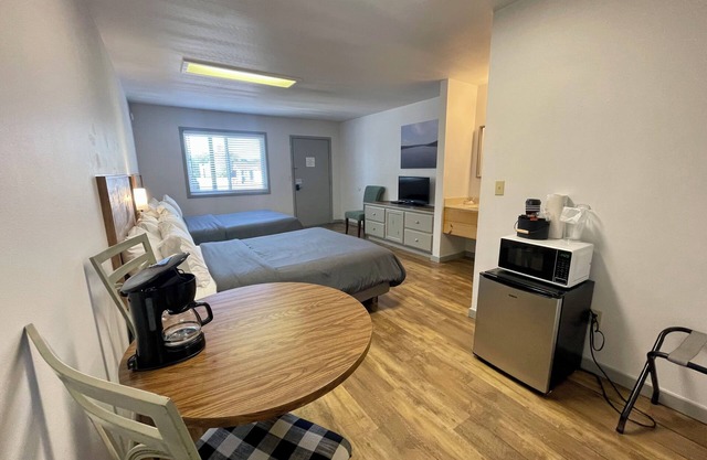 The Klassic Inn