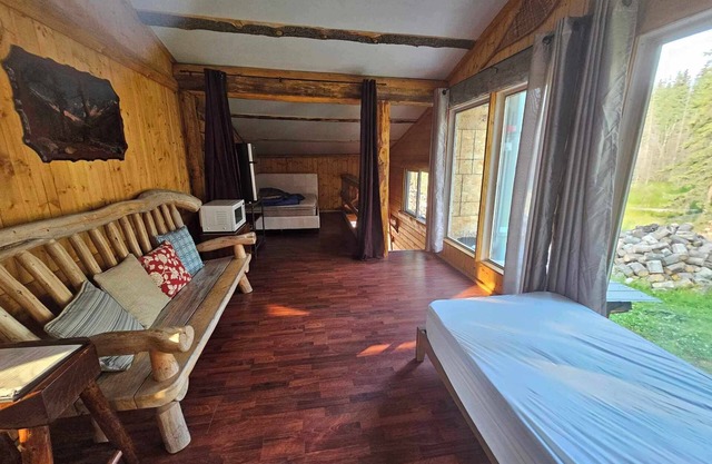 The Knotty Pine Loft