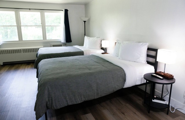 The Lagrange Inn & Extended Stay