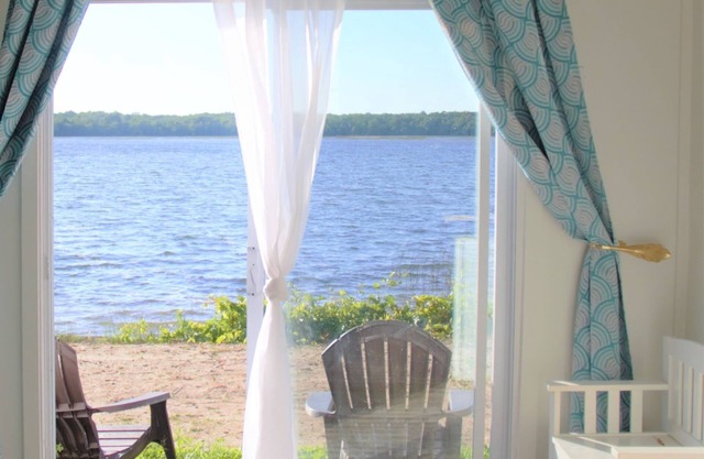 The Lake House, Couples Retreat! Cabin 3