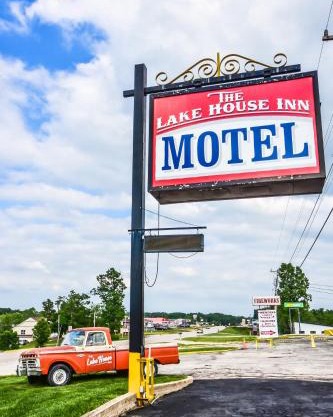 The Lake House Inn