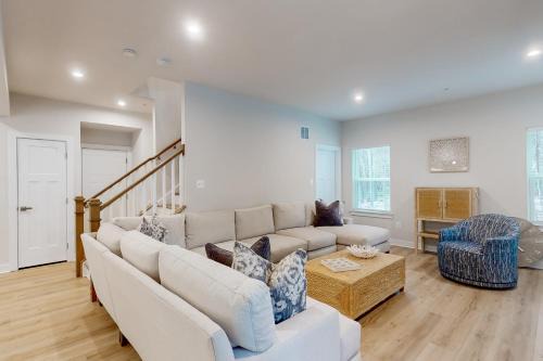 The Landings 12127